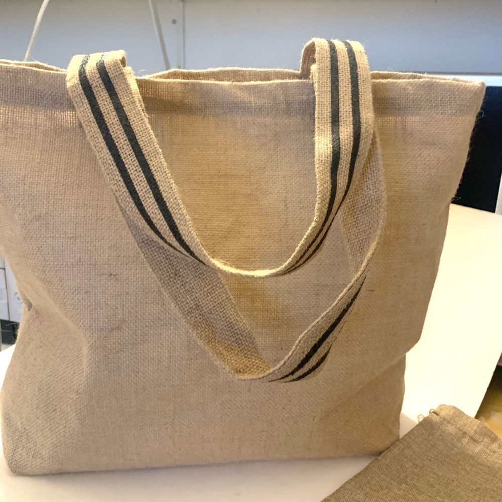 FASHION BAGS Oversized 
Jute Tote Bag